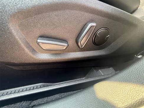 Used 2023 Ford Edge SEL w/ Convenience Package image 39