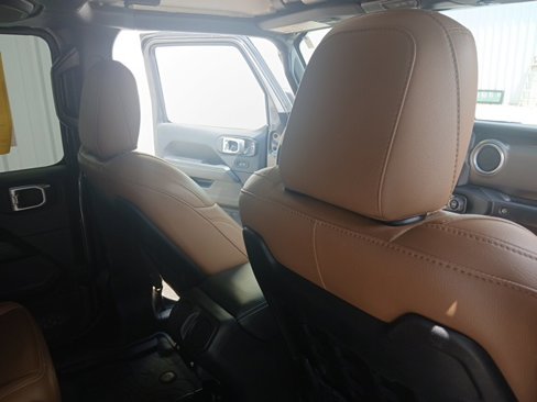 Used 2020 Jeep Gladiator Rubicon image 26