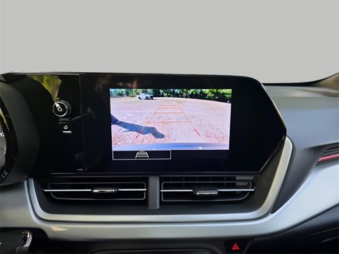 New 2025 Chevrolet Trax RS w/ Sunroof Package image 23