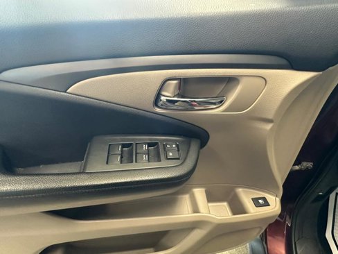 Used 2019 Honda Pilot LX image 15