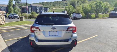 Used 2018 Subaru Outback 2.5i Premium image 7