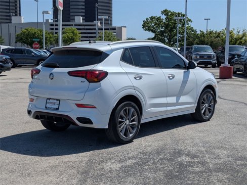 Used 2021 Buick Encore GX Select w/ Sport Touring Package image 3