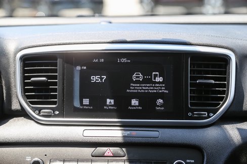 Used 2020 Kia Sportage LX image 14