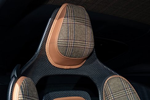 Used 2024 Aston Martin Valour image 71