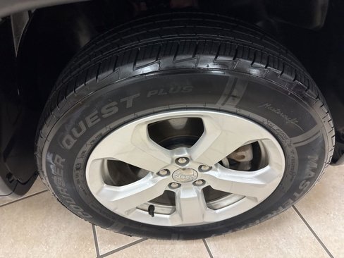 Used 2019 Jeep Compass Latitude w/ Cold Weather Group image 31