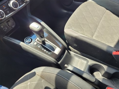 Used 2018 Nissan Kicks S image 23