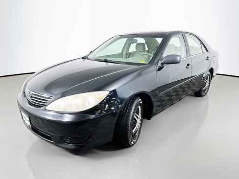 Used 2006 Toyota Camry LE image 3