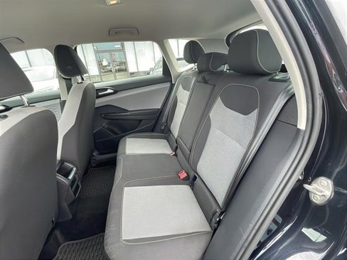 Certified 2022 Volkswagen Taos S image 13