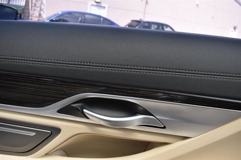 Used 2020 BMW 740i xDrive w/ Cold Weather Package image 26