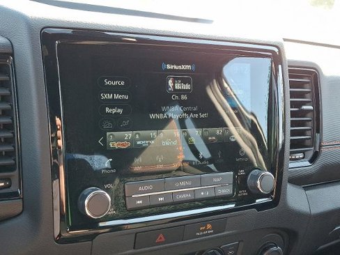 Used 2023 Nissan Frontier PRO-4X w/ Pro Convenience Package image 17