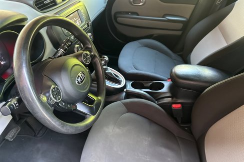 Used 2018 Kia Soul image 11