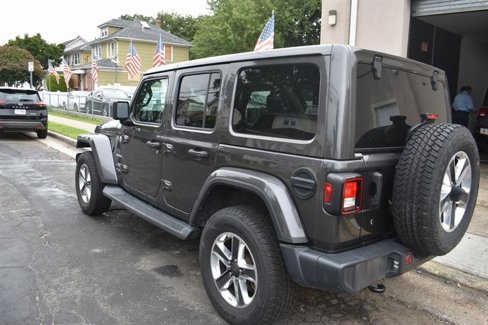 Used 2019 Jeep Wrangler Unlimited Sahara image 8
