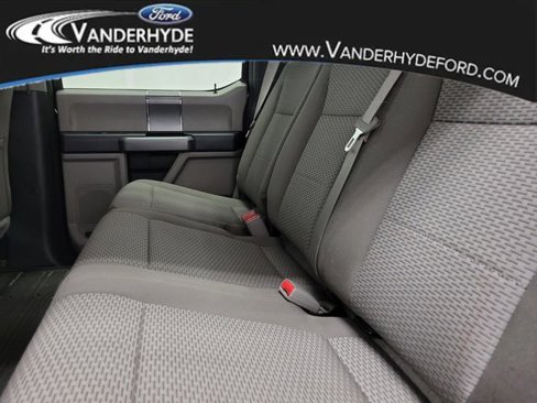Used 2017 Ford F150 XLT w/ Equipment Group 302A Luxury image 12