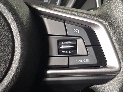 Used 2018 Subaru Crosstrek 2.0i image 22