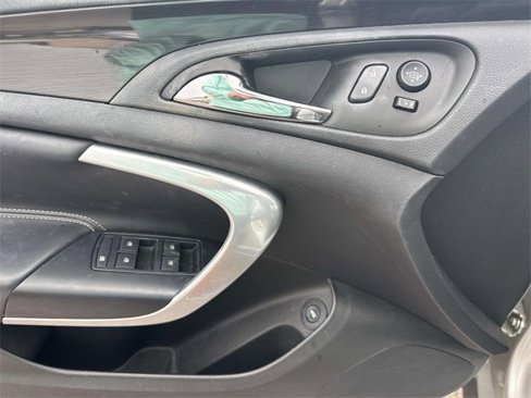 Used 2014 Buick Regal image 18