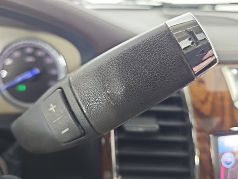 Used 2013 Cadillac Escalade Platinum image 24