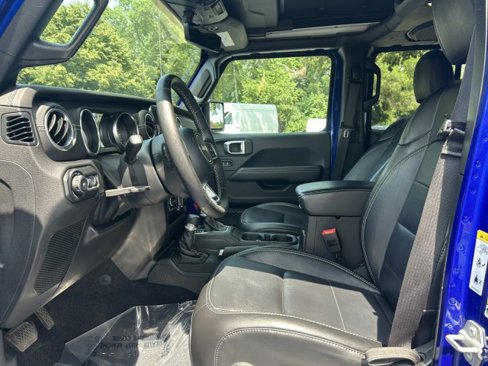 Used 2020 Jeep Wrangler Unlimited Sahara image 17