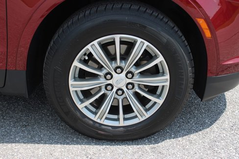 Used 2018 Cadillac XT5 Luxury w/ Driver Awareness Package image 36
