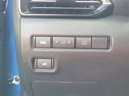 Used 2023 Nissan Sentra SR w/ SR Premium Package image 22