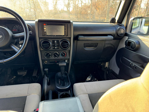 Used 2008 Jeep Wrangler Unlimited X image 40