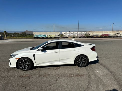 Used 2018 Honda Civic Si image 9
