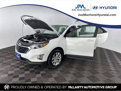 Used 2020 Chevrolet Equinox LS w/ LS Convenience Package image 11