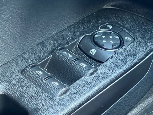 Used 2022 Ford EcoSport SE image 33