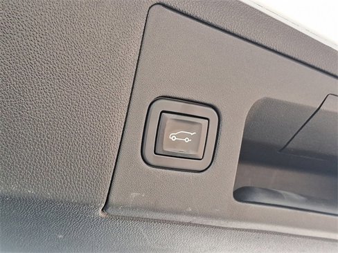 Used 2019 Cadillac XT5 Luxury image 35