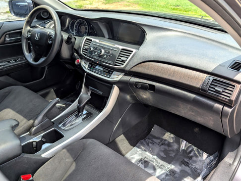 Used 2014 Honda Accord EX image 40