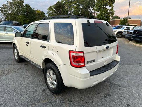 Used 2012 Ford Escape XLT image 7