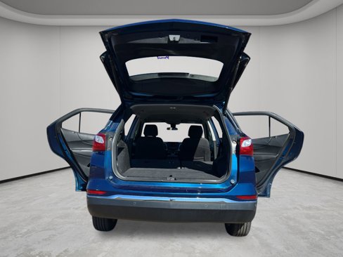 Used 2020 Chevrolet Equinox LT w/ Driver Convenience Package image 14