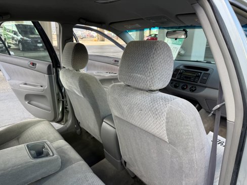Used 2003 Toyota Camry LE image 16