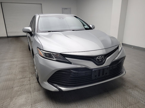 Used 2018 Toyota Camry LE image 14
