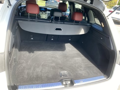 Used 2022 Mercedes-Benz GLC 300 4MATIC image 27