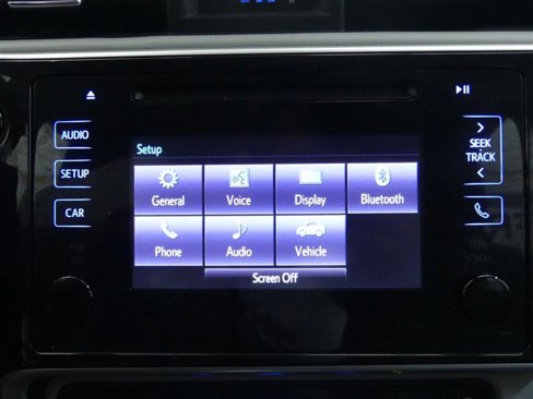 Used 2018 Toyota Corolla LE image 13