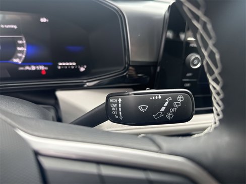 New 2025 Volkswagen Taos S image 19