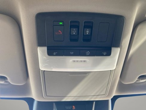 Used 2022 Nissan Rogue SV image 22
