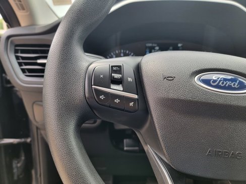 Used 2022 Ford Escape SE image 20