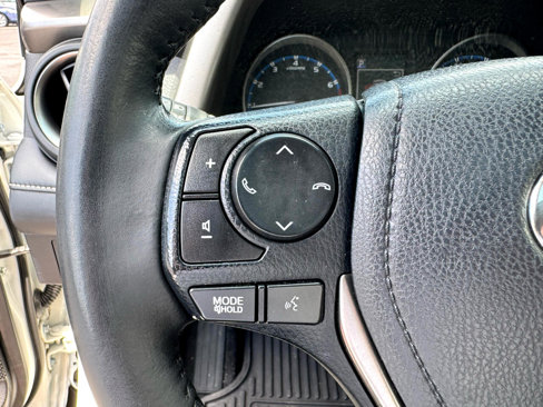 Used 2018 Toyota RAV4 XLE image 22
