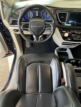 Used 2020 Chrysler Voyager Lxi image 20
