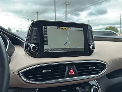 Used 2019 Hyundai Santa Fe FWD image 17