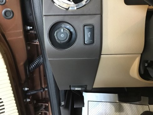 Used 2011 Ford F250 XLT w/ Chrome Pkg image 34