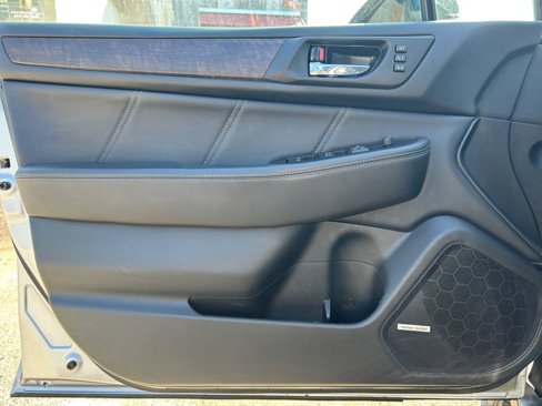 Used 2018 Subaru Outback 2.5i Limited image 22