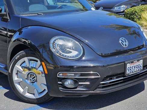 Used 2018 Volkswagen Beetle 2.0T SE w/ SE Premium Package image 5