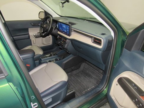 Used 2025 Ford Maverick Lariat image 23