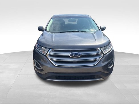 Used 2018 Ford Edge Titanium w/ Equipment Group 301A image 7