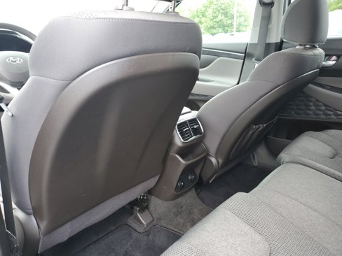 Used 2020 Hyundai Santa Fe SE image 26