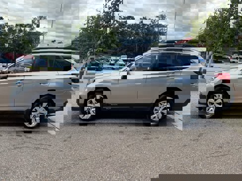 Used 2019 Subaru Outback 2.5i Premium image 4