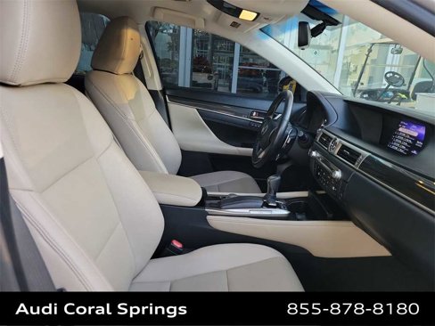 Used 2016 Lexus GS 200t image 22
