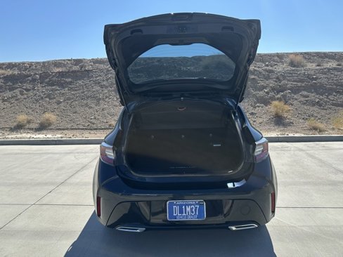 Used 2021 Toyota Corolla SE w/ Carpet Mat Package (TMS) image 30